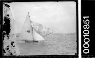 18-footer sailing on Sydney Harbour