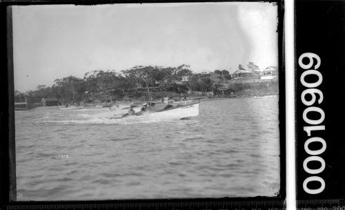 Speedboat POPALONG racing near the St George Speedboat Club