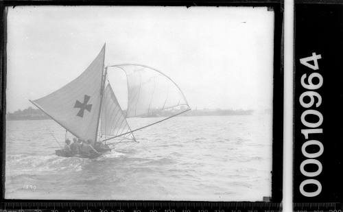 10-footer GERARD sailing on Sydney Harbour