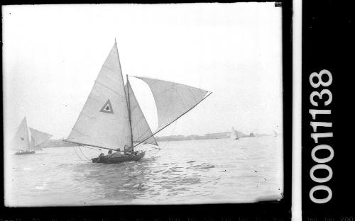 16-foot skiff sailing on Sydney Harbour