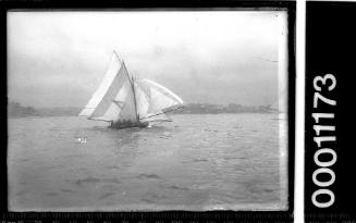 18-footer GLORIA under sail on Sydney Harbour