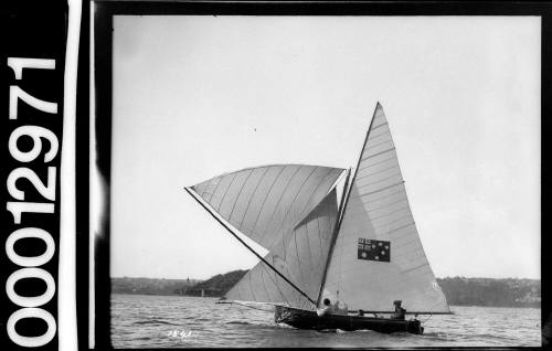 18-foot skiff KISMET off Bradleys Head, Sydney