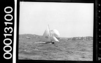 18-foot skiff MASCOTTE on Sydney Harbour