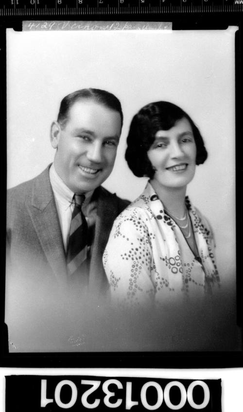 Portrait of performers Mr Vernon Sellars and Miss Patsie / Patsy Hill