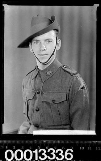 Portrait of an Australian AIF soldier