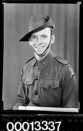 Portrait of an Australian AIF soldier