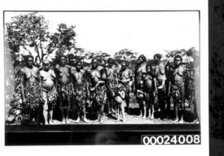 Group of African women and children