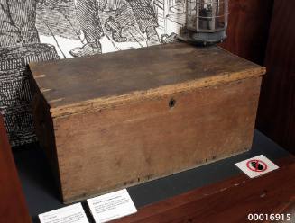 Chest purported to be the property of First Fleet convict Henry Kable (Cabell)