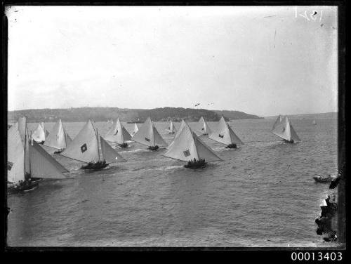 18-footer Championship start on Sydney Harbour