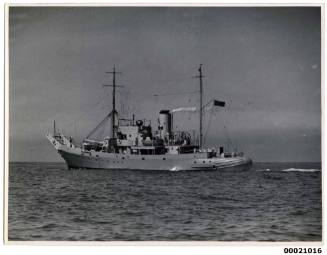 Naval vessel possibly the HMAS KANGAROO or HMAS KARANGI