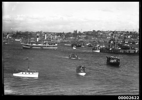 Ferries and tugs awaiting the finish of the 18-footer Australian Championships