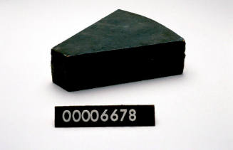 Green cloth covered case for octant