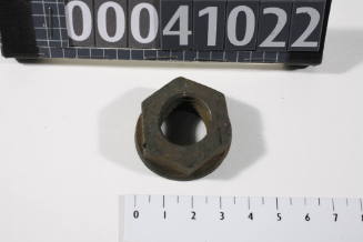 Metal screw nut