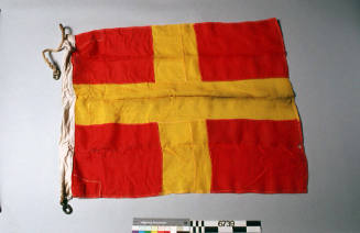 Signal flag from the tug ILUKA, R