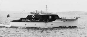 HIAWATHA on Sydney Harbour about 1938. Photographer unknown ANMM Collection Halvorsen Boats pho…