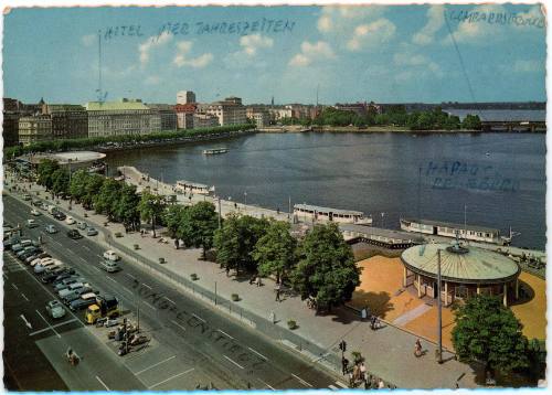 Postcard titled: Hamburg, Jungfernstieg and Alster river