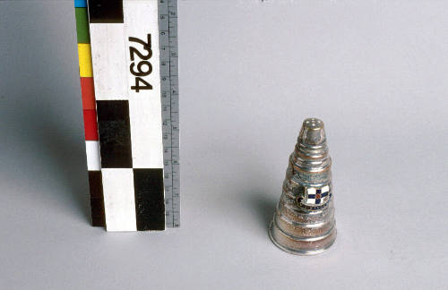 Pepper shaker from MV MANOORA, Adelaide Steamship Company Limited.