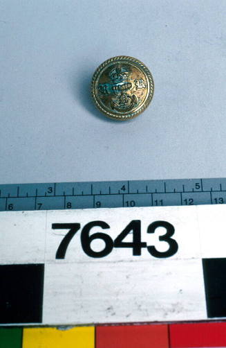 Uniform button from the Royal Naval Reserve