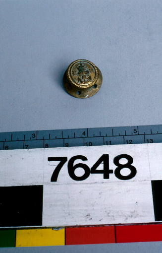 Uniform button from the Royal Naval Reserve