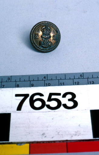 Uniform button from Royal Naval Reserve