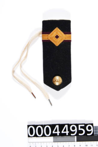 shoulder board proper right