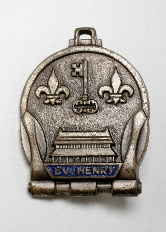 Badge from French escort ship ENSEIGNE DE VAISSEAU HENRY