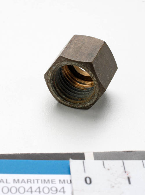 Metal bolt