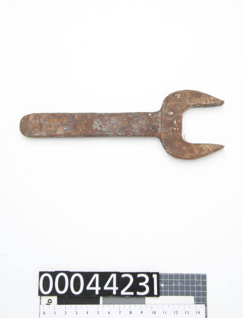 Metal spanner