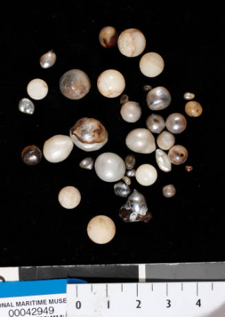 Thirty-five failed cultured pearls and nuclei