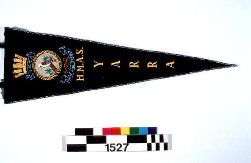 HMAS YARRA  souvenir pennant