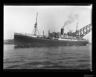 SS LARGS BAY leaving Sydney for London via Portsmouth