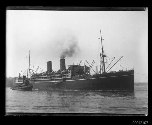 CHITRAL coming into Circular Quay (4) from Pyrmont on Thursday 10 August 1933