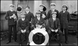 SS STRATHGARRY crew and pets