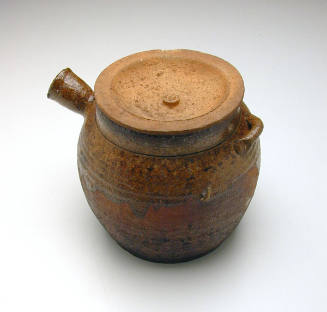 Clay pot from the KAYUEN