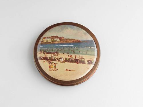 Bondi Beach powder compact