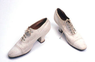 White leather high heel shoe