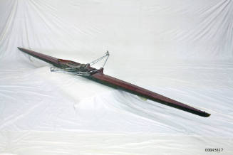 Single rowing scull formerly owned and used by Henry Robert 'Bobby' Pearce