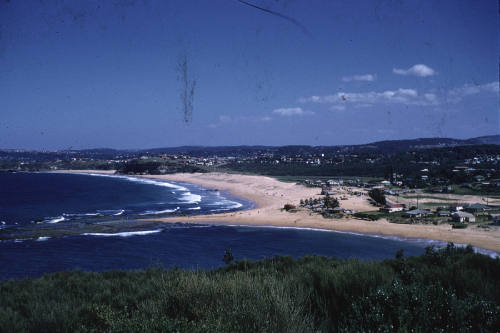 Views of the Northern Beaches and construction at Bayview, Sydney