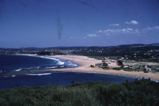 Views of the Northern Beaches and construction at Bayview, Sydney