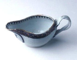 Sauce boat from Chinese export porcelain dinner service