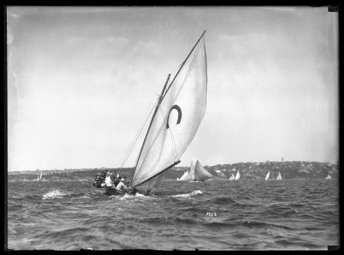 18-footer PASTIME sailing on Queen of the Harbour Day January 1931