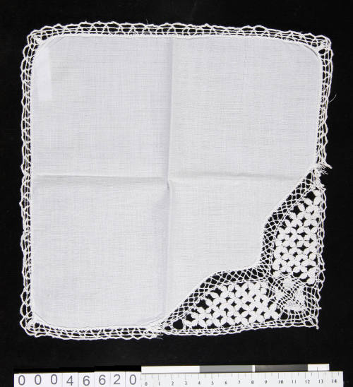 Handmade Maltese bobbin lace handkerchief