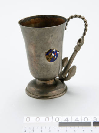 TSMV MANOORA, Adelaide Steamship Company, badged mug with anchor handle