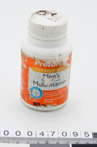 Pretorius Professional brand Multivitamin bottle