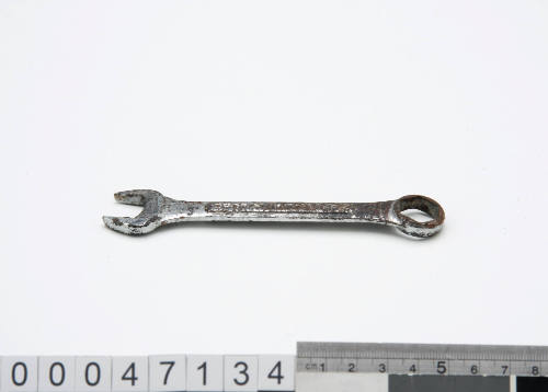 Size 14 wrench taken on board LOT 41