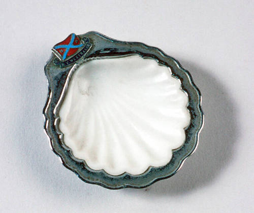 MV WESTRALIA - Huddart Parker Line - scallop shaped dish