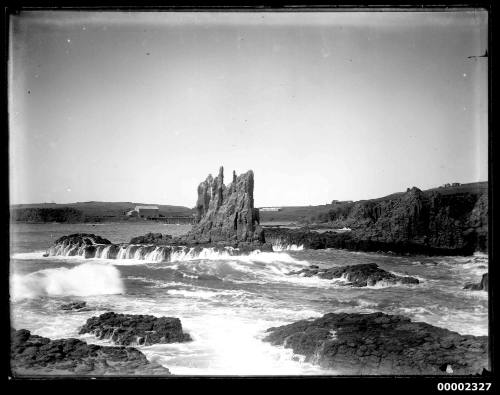 Cathedral Rocks at Bombo Head