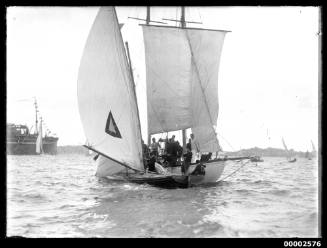 18-footer FLORRIE II collides with yacht WANDERER on Sydney Harbour