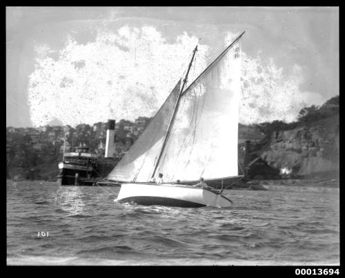 Amateur class yacht, A6, sailing on Sydney Harbour