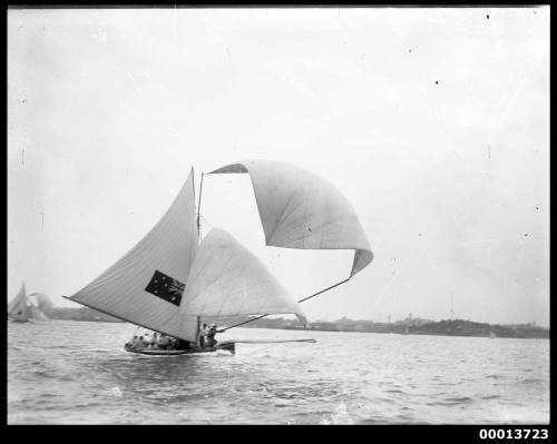 18-foot skiff KISMET on Sydney Harbour